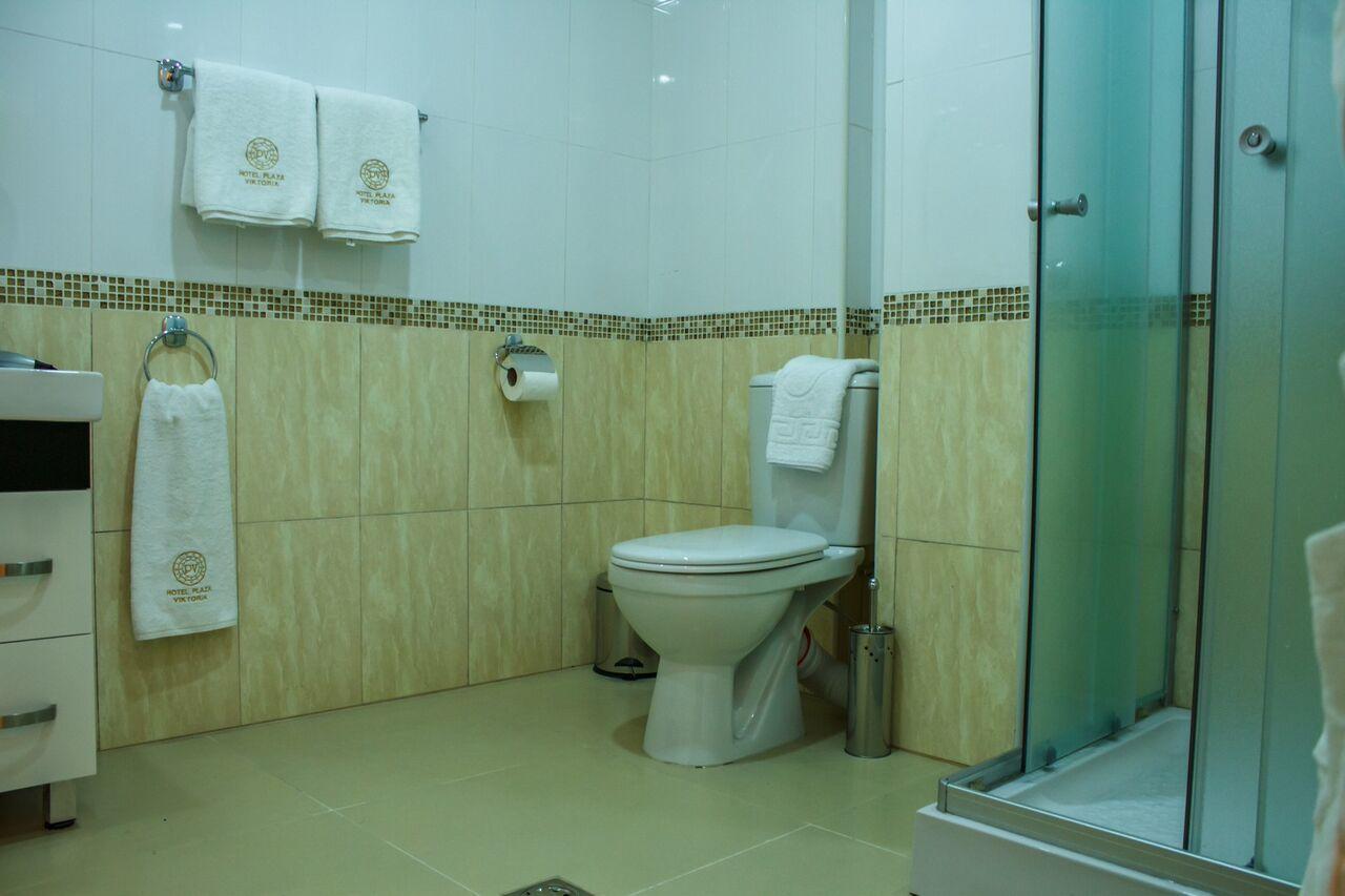 Hotel Plaza Viktoria 기우므리 외부 사진
